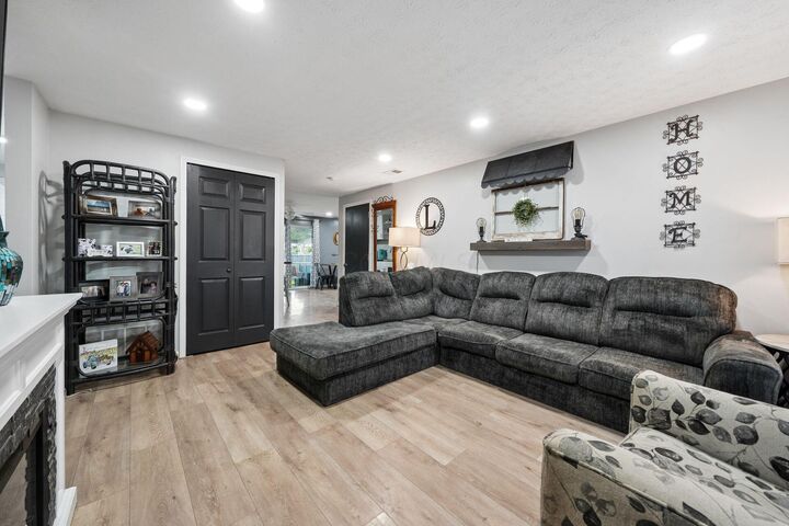 Property Photo: 4015 Clabber Road OH 43207
