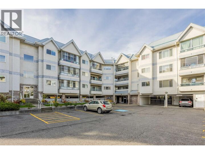 Property Photo:  180 Hollywood Road North 202  BC V1X 6Y9 