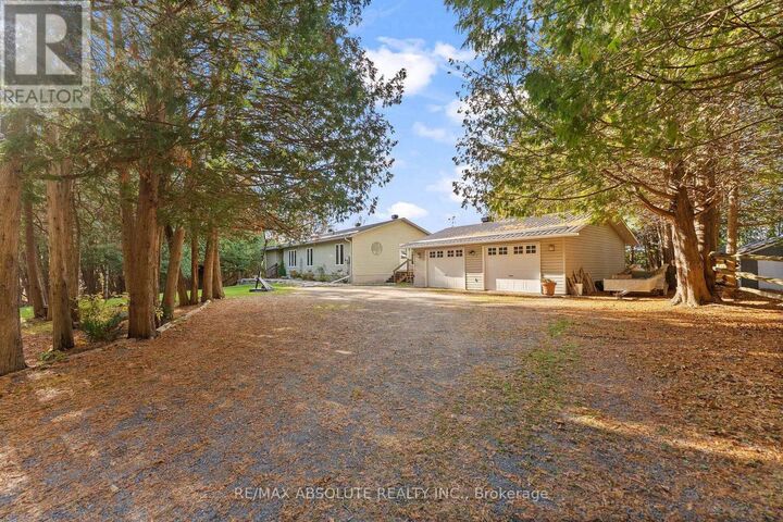 Property Photo:  776 Lynch Road  ON K7V 3Z5 