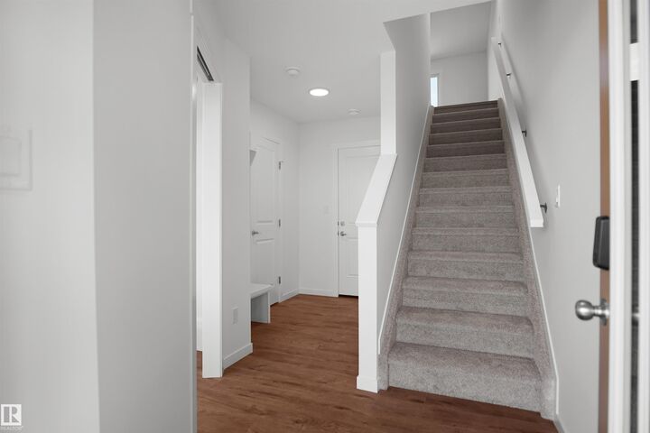 Property Photo:  5172 River's Edge Way NW  AB T6M 3A8 