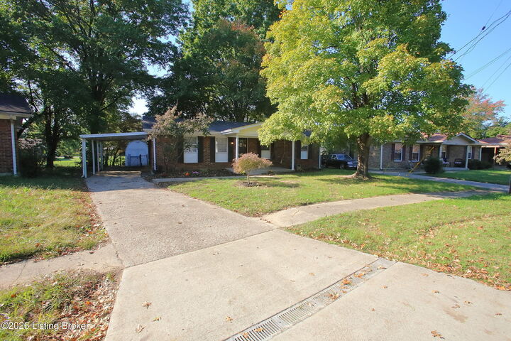 Property Photo:  5702 Maldon Dr  KY 40216 