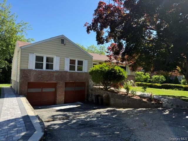 Property Photo:  71 Bacon Place  NY 10710 