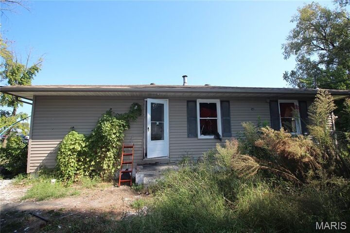 Property Photo:  10 Lee Street  IL 62206 