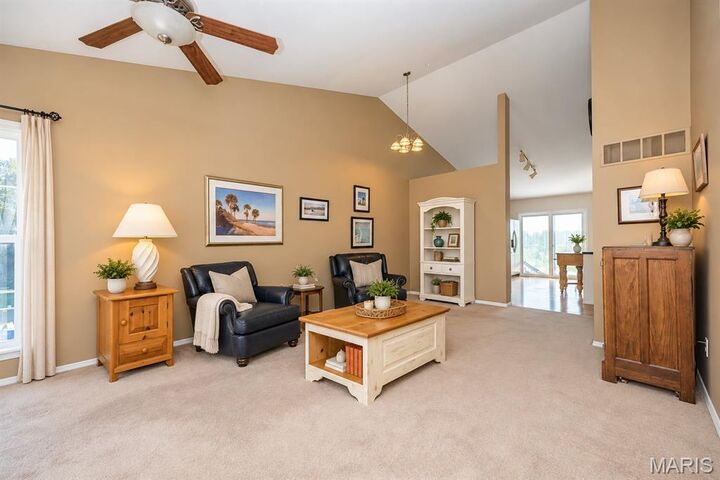Property Photo: 121 Hunters Run Court MO 63025