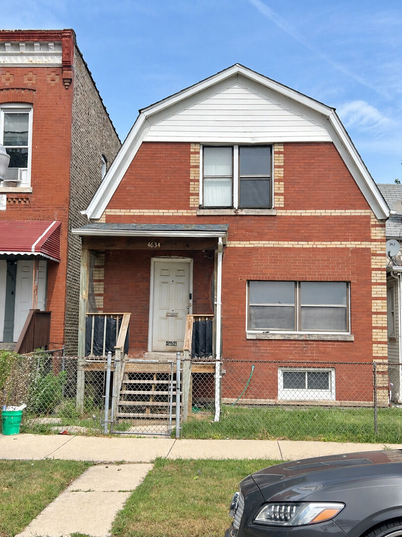 Property Photo:  4634 W Ohio Street  IL 60644 