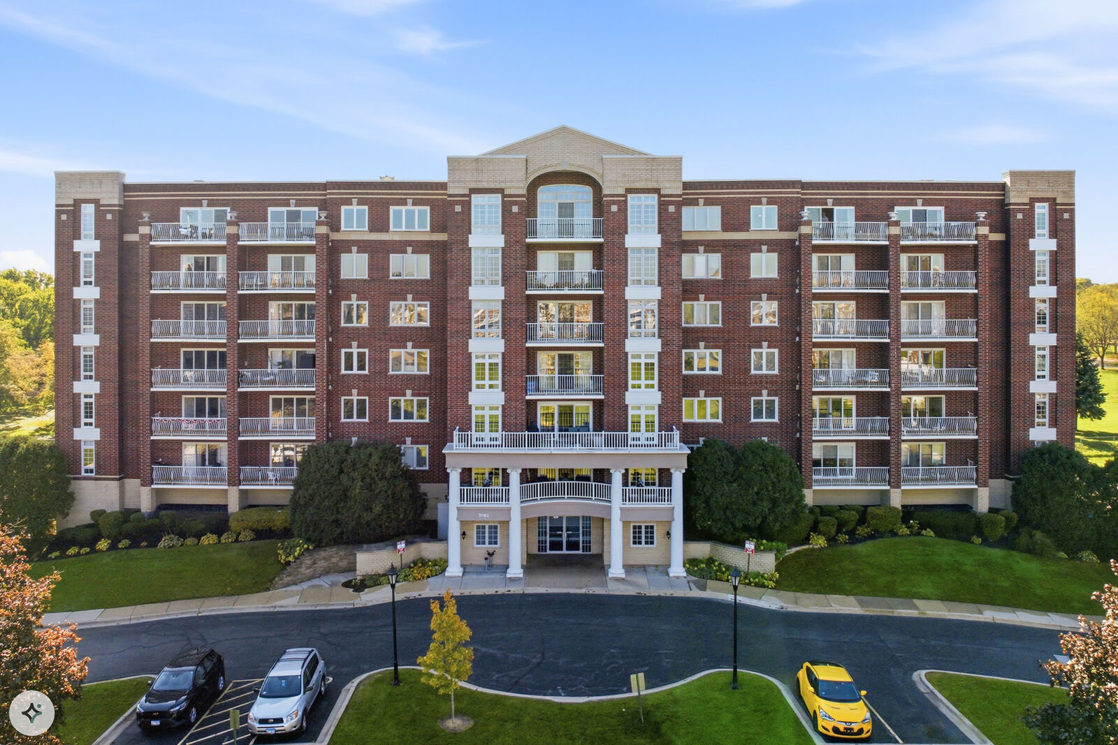 Property Photo:  7061 W Touhy Avenue 710  IL 60714 