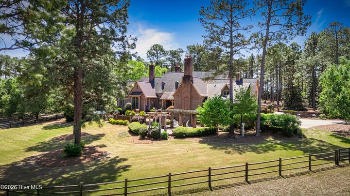 Property Photo: 1650 Youngs Road NC 28394