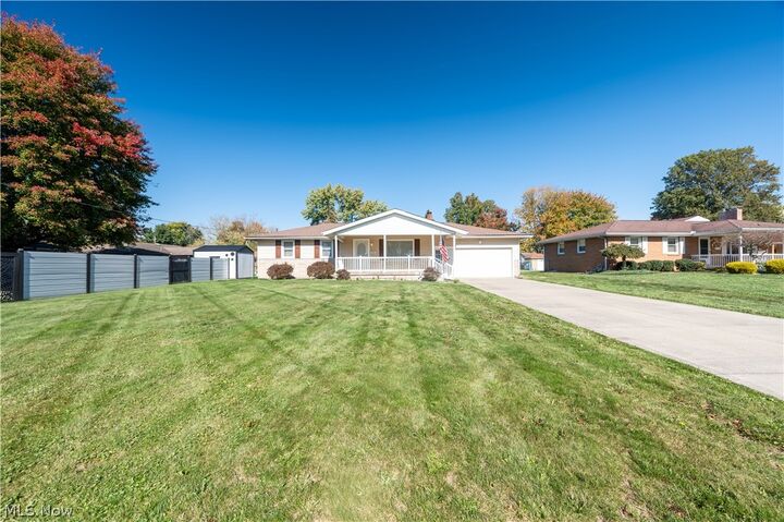 Property Photo:  4710 Pinegrove Avenue  OH 44515 
