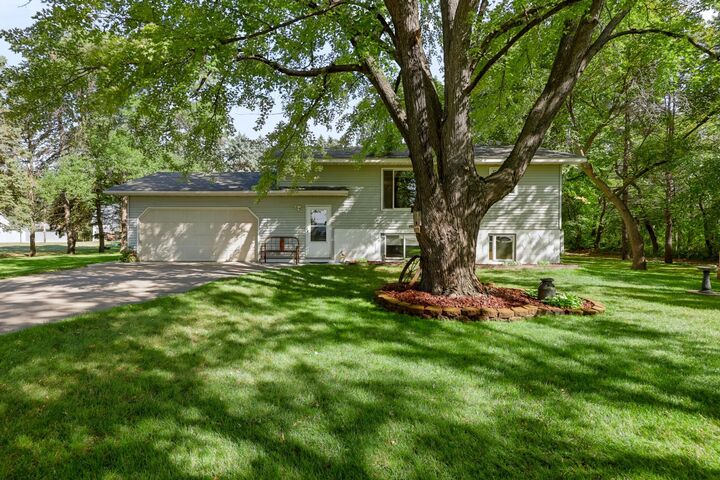 Property Photo: 909 County Road 120 MN 56303