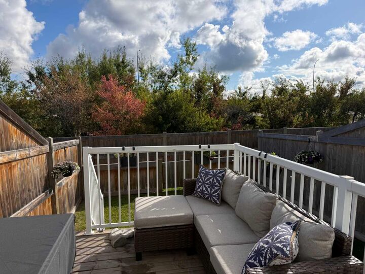 Property Photo:  507 13 Street SE  AB T0G 2A3 