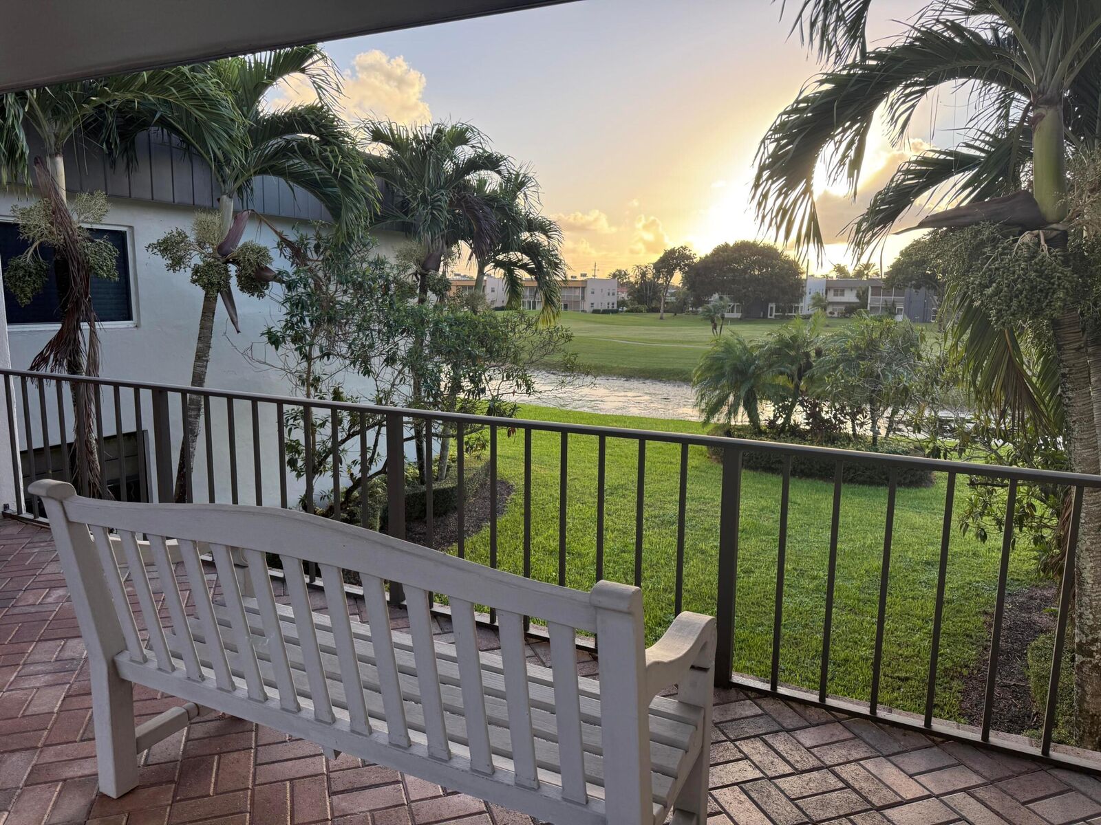 Property Photo: 466 Piedmont J FL 33484