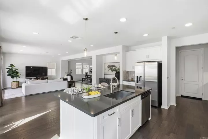 Property Photo:  12655 Cloudbreak Avenue  CA 92129 