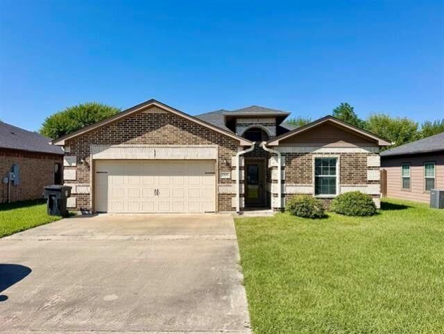 Property Photo:  2855 Amber Ave.  TX 77619 