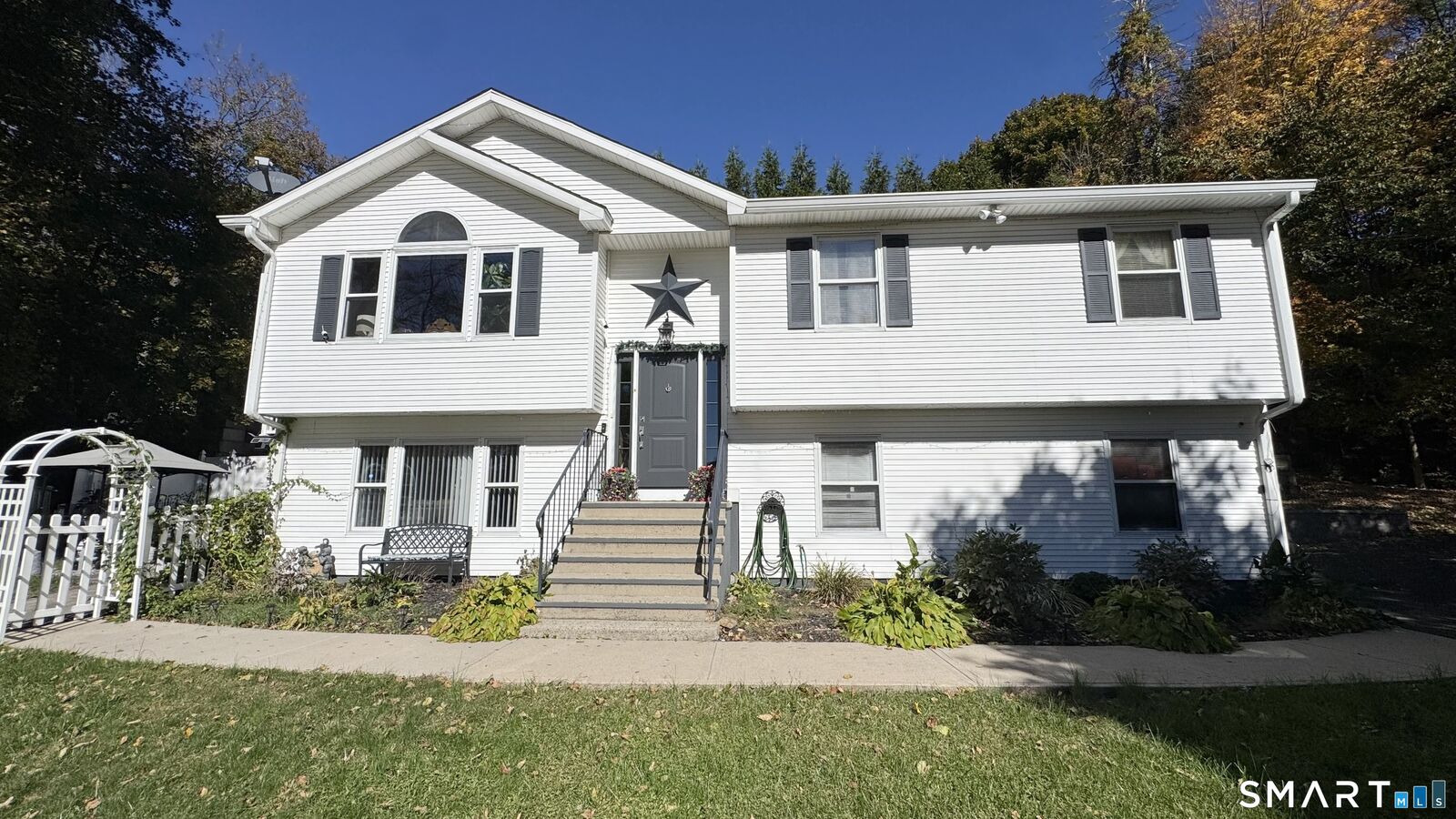Property Photo: 66 E Street CT 06418