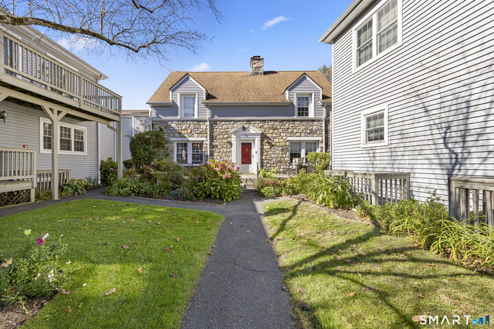 Property Photo: 95 Park Avenue 5 CT 06810