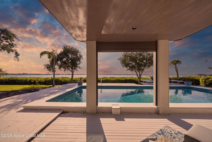 Property Photo:  722 Loggerhead Island Drive  FL 32937 