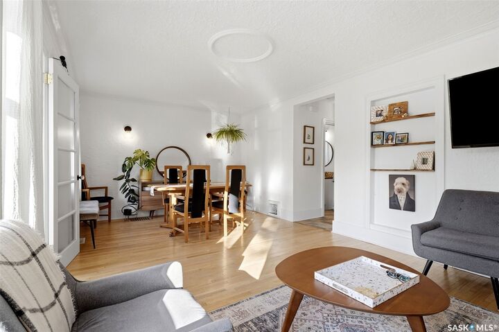 Property Photo:  2263 Queen Street  SK S4T 4C6 