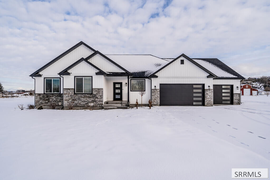 Property Photo:  1183 N 1275 E  ID 83274 