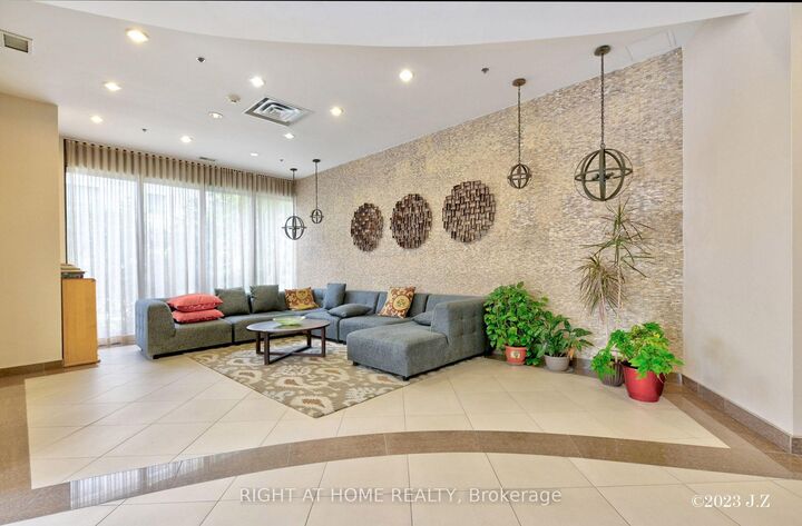 Property Photo:  760 Sheppard Avenue W 312  ON M3H 2S8 