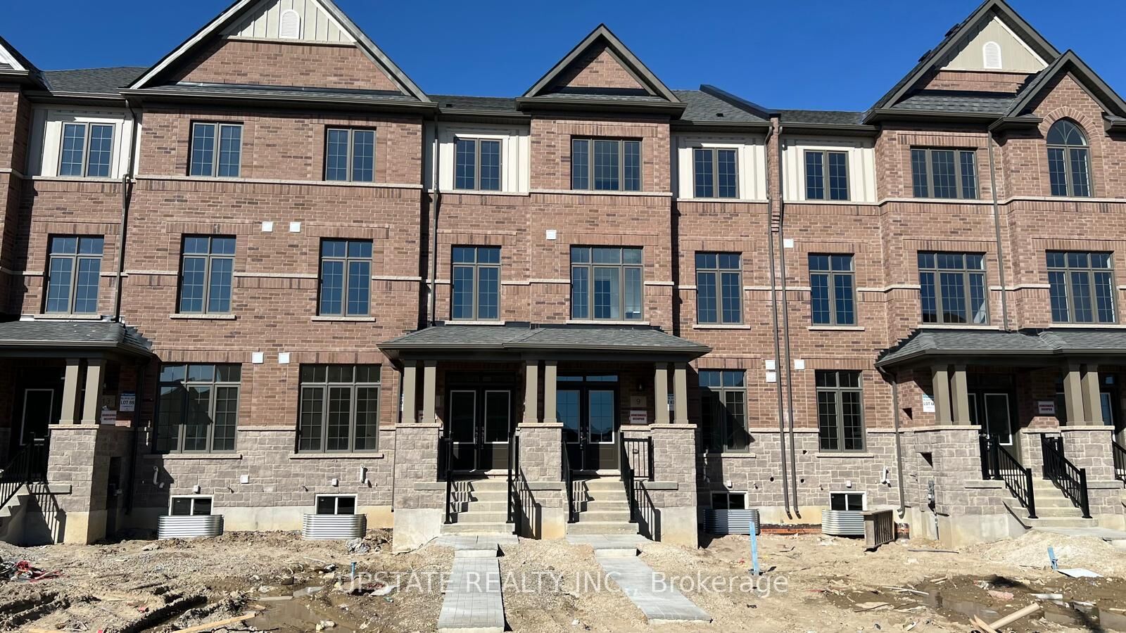 Property Photo:  11 Minnock Street  ON L7C 4K5 