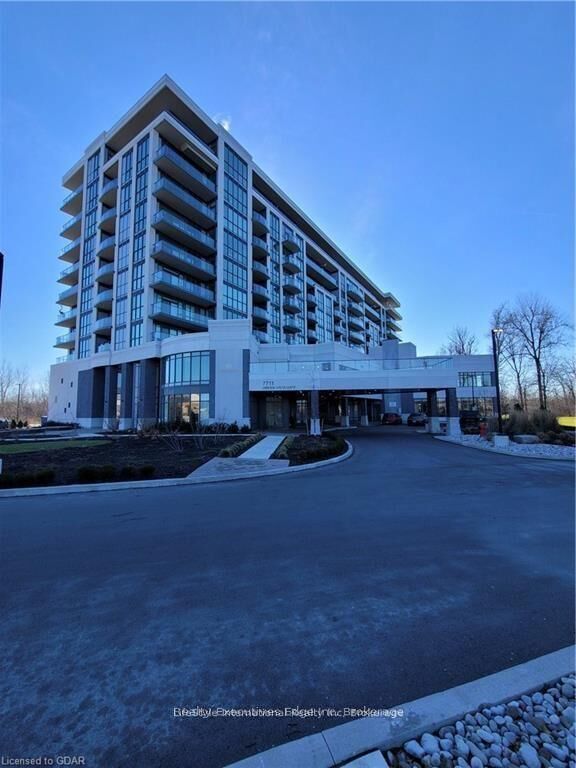Property Photo:  7711 Green Vista Gate 613  ON L2H 1R1 