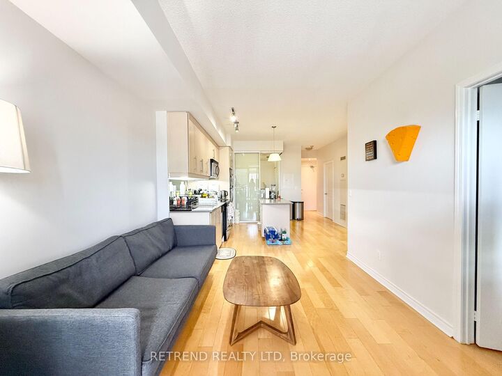 Property Photo:  2885 Bayview Avenue 926  ON M2K 0A3 