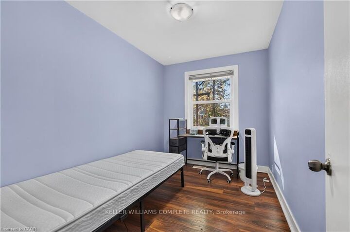 Property Photo:  20 Granton Street 2  ON L8S 3C2 