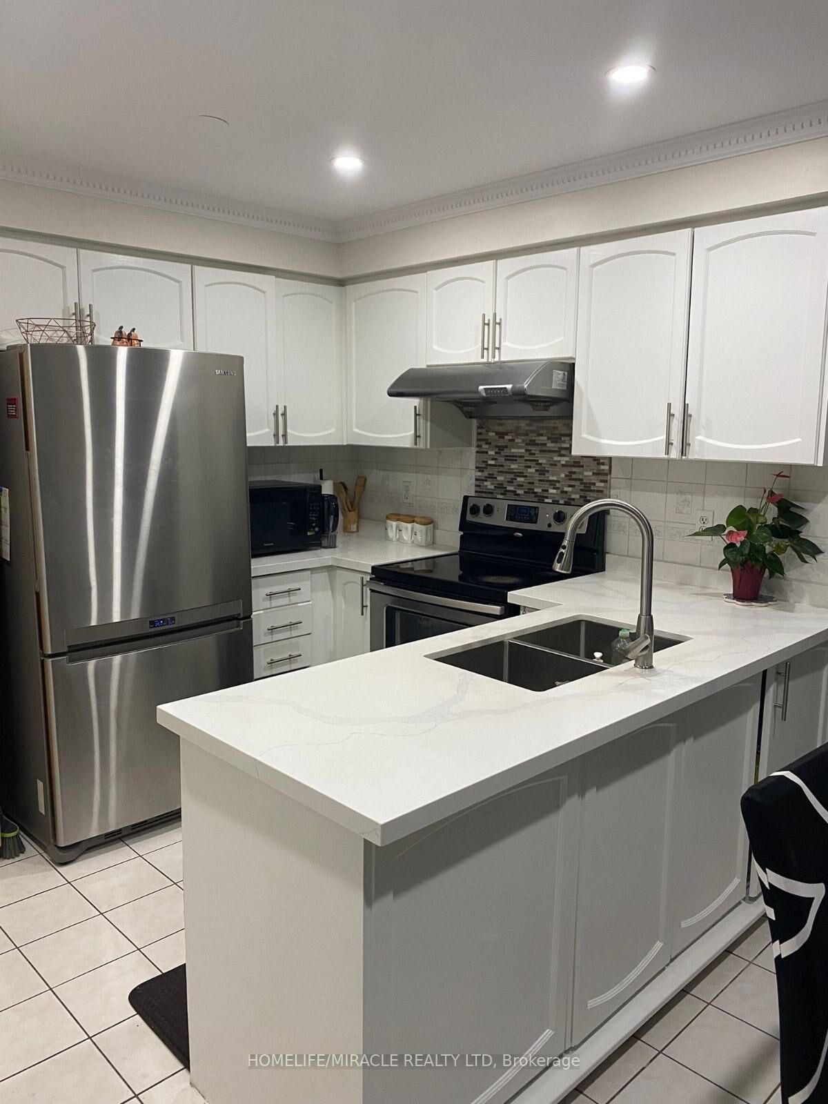Property Photo: 70 Blue Spruce Street ON L6R 1C3