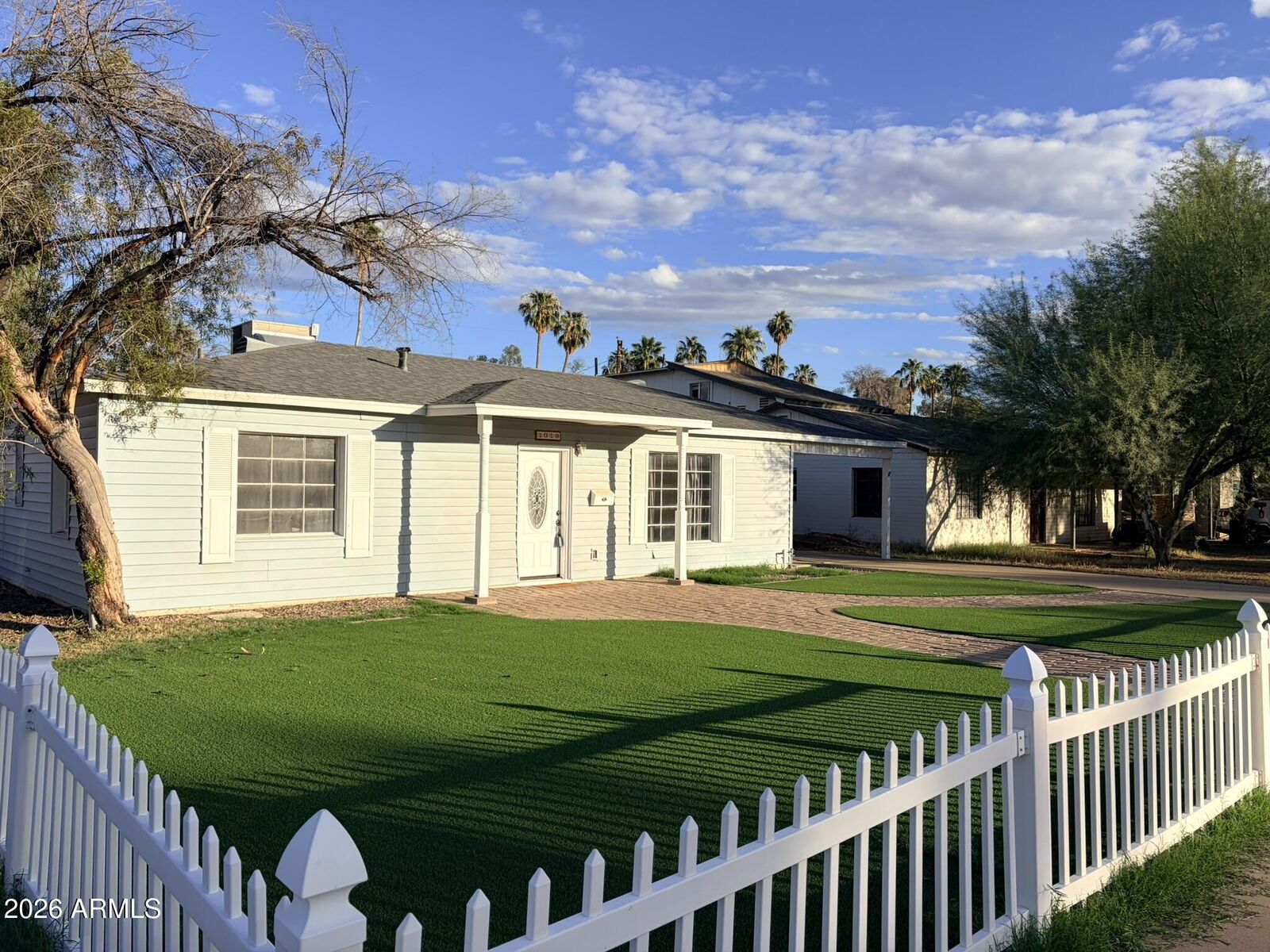 Property Photo: 1019 S Butte Avenue AZ 85281