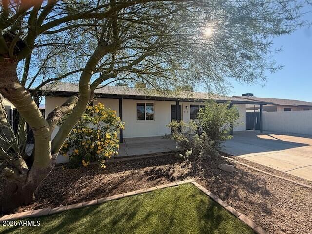 Property Photo:  919 S Saguaro Drive  AZ 85120 
