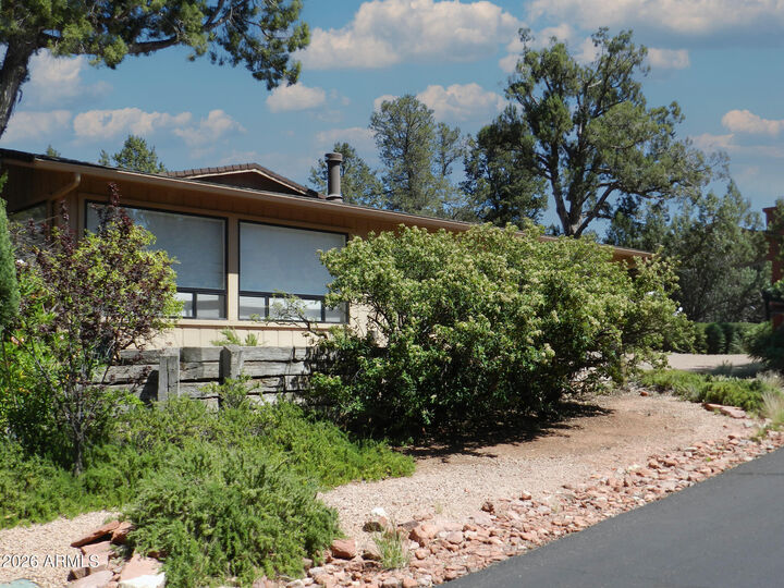 Property Photo:  550 Barcelona Road  AZ 86336 