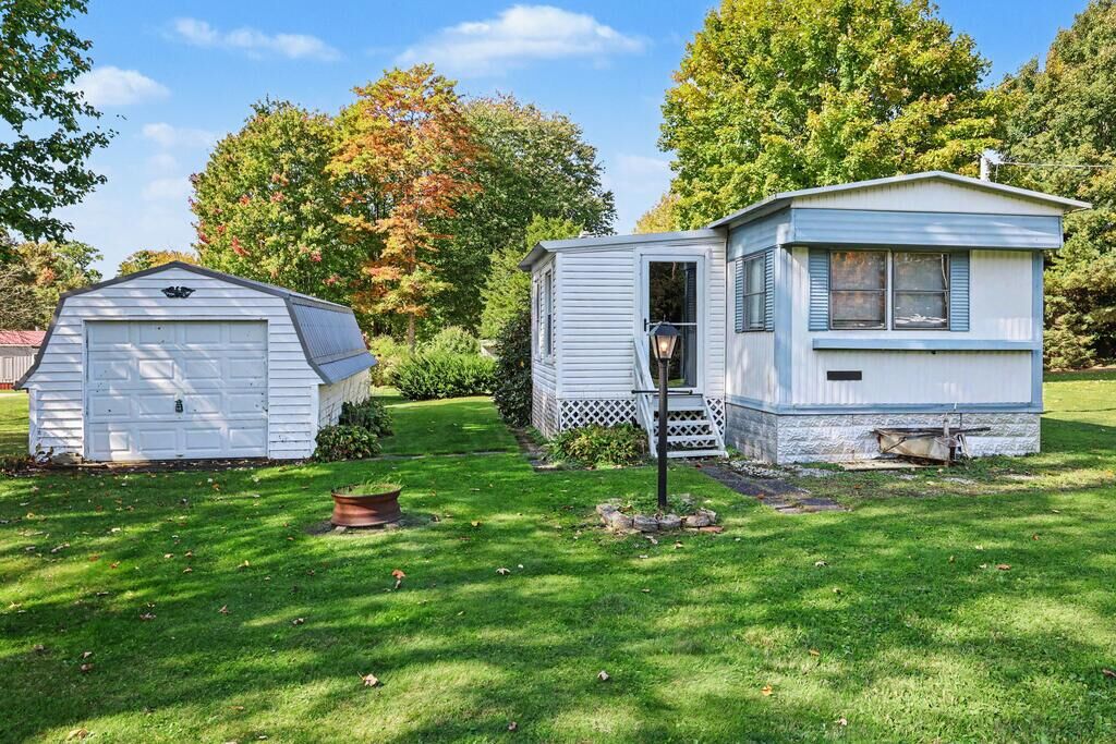 Property Photo:  15493 Ridgecrest Dr  PA 16424 