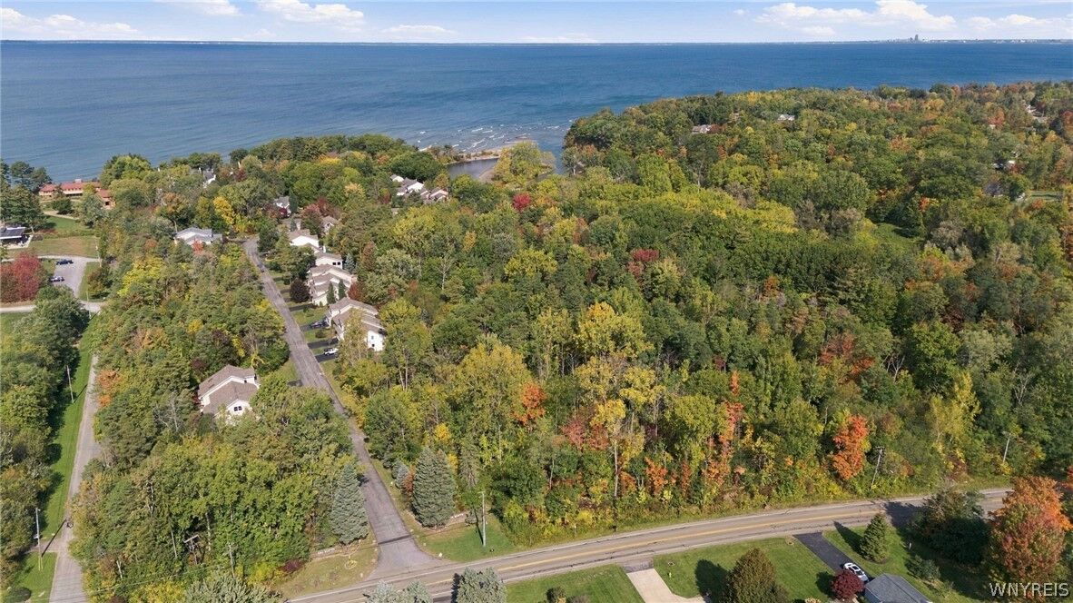 Property Photo:  6452 Lake Shore Road  NY 14006 