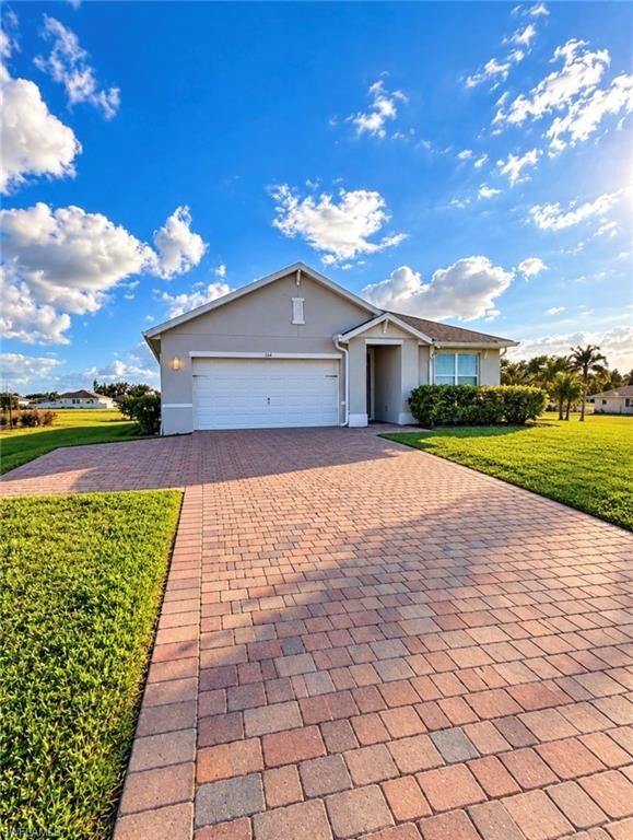 Property Photo: 334 Kismet Pkwy E FL 33909