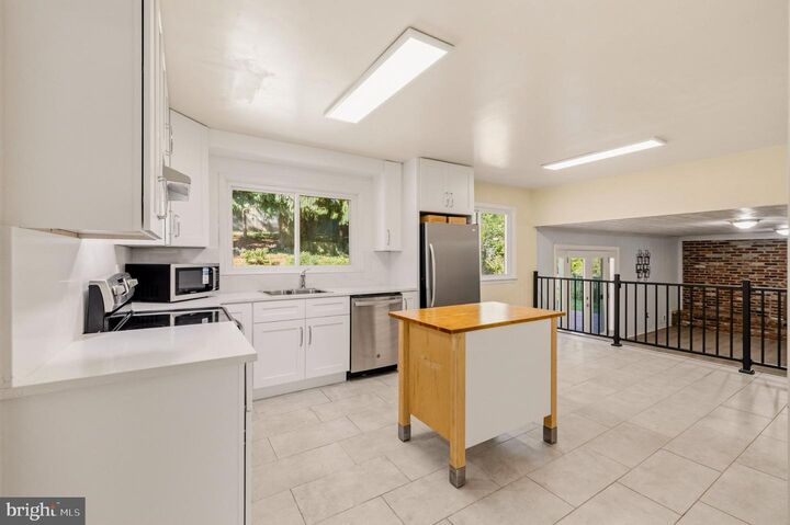 Property Photo:  14104 Rippling Brook Drive  MD 20906 