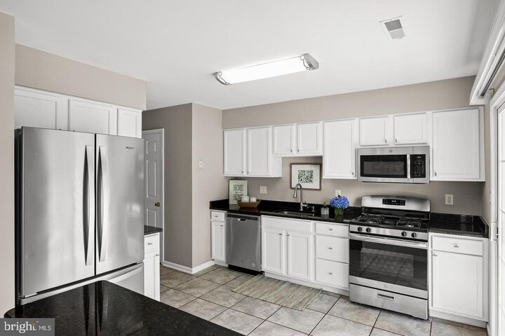 Property Photo: 2301 Gramercy Way NJ 08054
