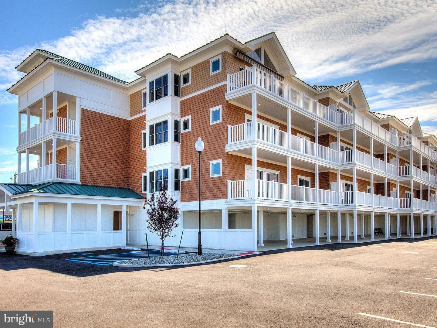 Property Photo:  101 W 9th Street 106  NJ 08008 
