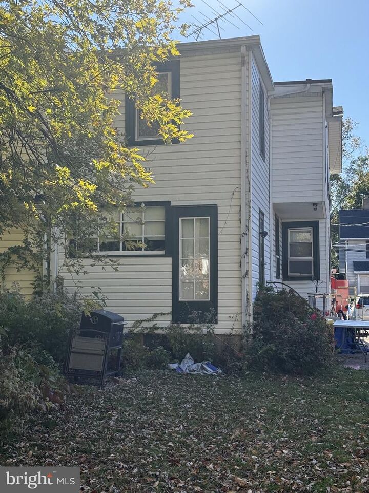 Property Photo:  716 Preston Avenue  PA 19010 