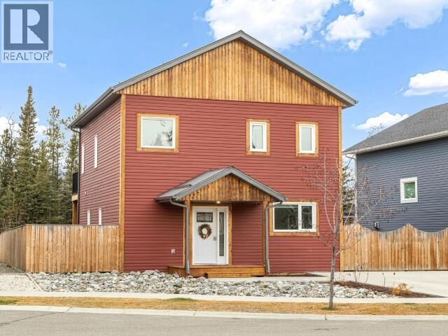 Property Photo: 17 Chakawana Lane YT Y1A 0N4