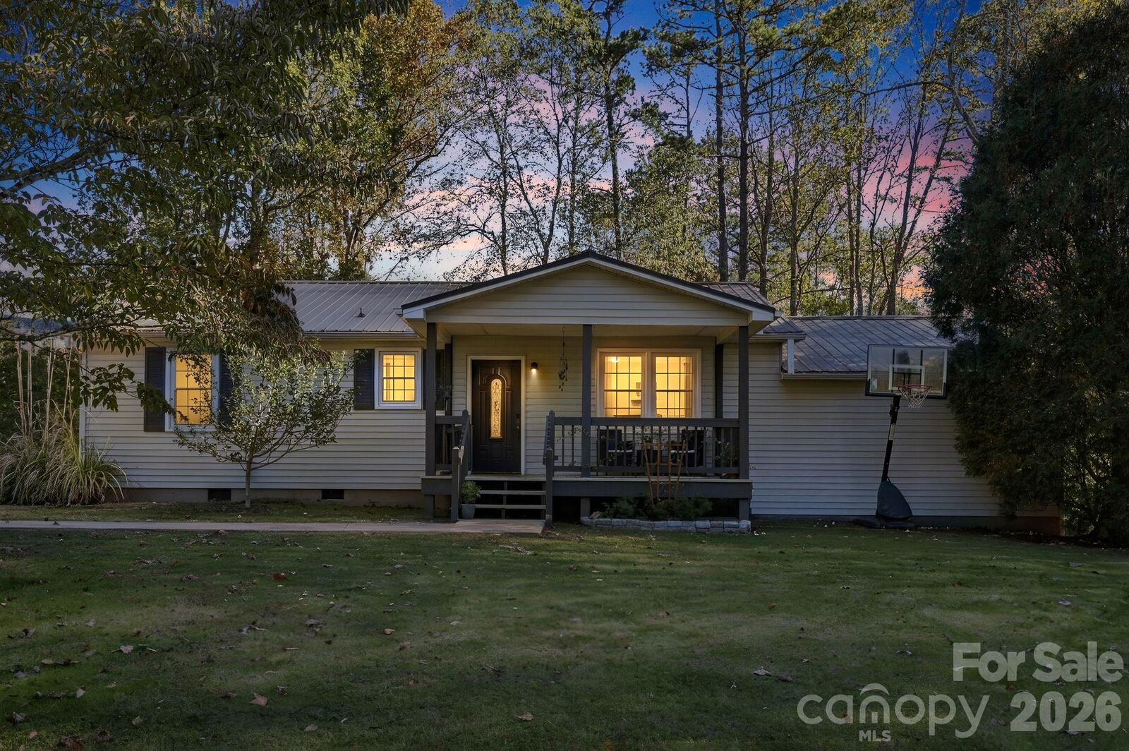 Property Photo:  6 Gun Flint Trail  NC 28732 