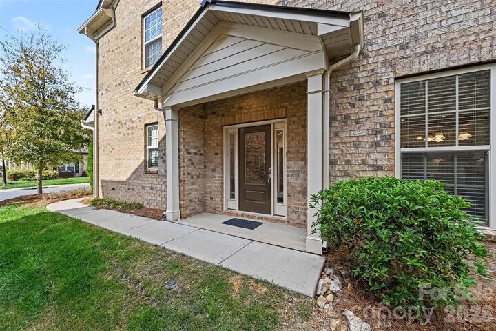 Property Photo:  1032 Crest Oak Lane  SC 29707 