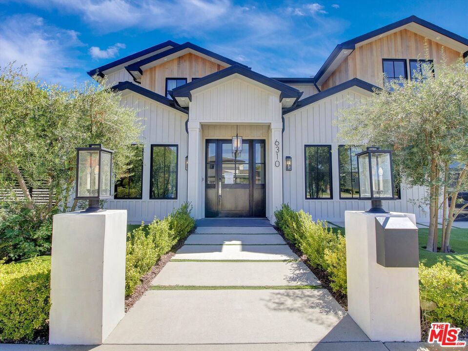 Property Photo:  6310 Mirror Lake Dr  CA 90068 