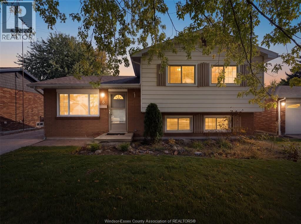 Property Photo:  6 Camelot Avenue  ON N8H 4V6 