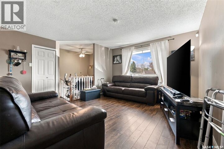Property Photo: 22 4th Avenue N SK S0K 0A2