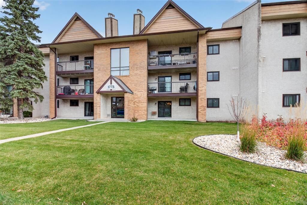 Property Photo:  177 Victor Lewis Drive  MB R3P 2A1 