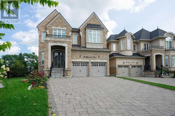 Property Photo: 20 Gracedale Drive ON L4C 0Y3