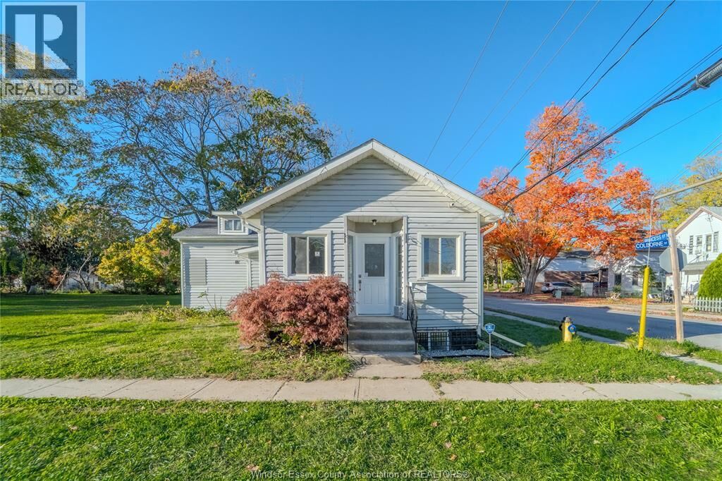 Property Photo: 179 Colborne ON N7M 3L8