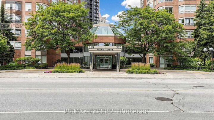 Property Photo: 325 Webb Drive 602 ON L5B 3Z9