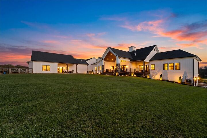Property Photo: 1018 Stevenson Road OH 45385