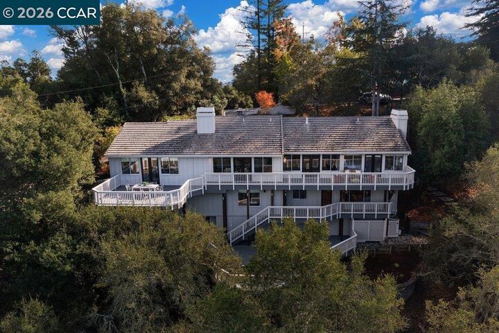 Property Photo:  72 Tappan Ln  CA 94563 